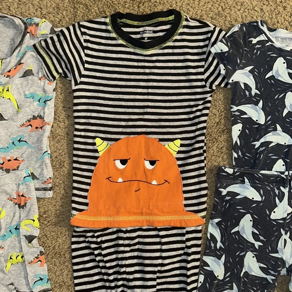 Pajama Bundle. 3t - Picture 4 of 9